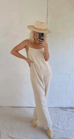 BAHHGOOSEFLO JUMPSUIT - White & Hazel