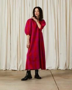 Ali GoldenDOUBLE V-NECK MAXI DRESS - POPPY/PINK PLAID -CYNTHIA ROWLEY Sales Store DOUBLE V NECK MAXI DRESS POPPY PINK PLAID 20230829000636 1