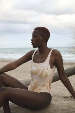 Clō StoriesCl Stories Eugnie Eco Dyeing Swimsuit