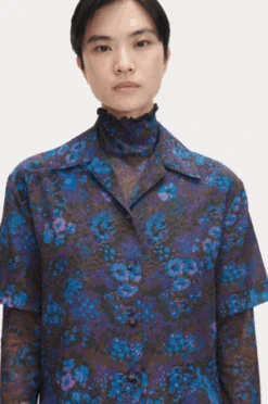 Rachel ComeyIra Shirt - Blue Flowers -CYNTHIA ROWLEY Sales Store Ira Shirt in Blue Flowers 20230729203814 1