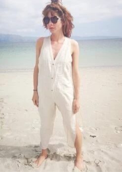 BERENIKNATURAL LINEN LONG SLEEVELESS SIDE SLOTS JUMPSUIT - White