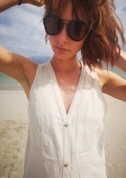 BERENIKNATURAL LINEN LONG SLEEVELESS SIDE SLOTS JUMPSUIT - White -CYNTHIA ROWLEY Sales Store JUMPSUIT LONG SLEEVELESS SIDE SLOTS NATURAL LINEN white 20210520203549 1