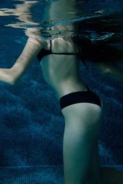 Rachel MillsJack Swim Top - Black -CYNTHIA ROWLEY Sales Store Jack Swim Top Black IS 20221222084107