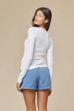 JungmavenPaseo Long Sleeve Tee - Washed White 5 JungmavenPaseo Long Sleeve Tee - Washed White -CYNTHIA ROWLEY Sales Store Paseo Long Sleeve Tee Washed White 20230922192537