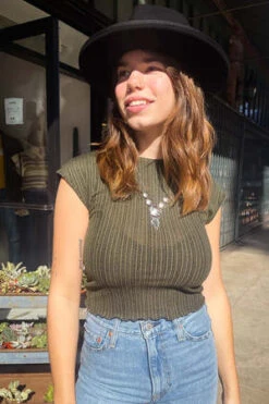 Find Me NowRibbed Mesh Tee - Hunter