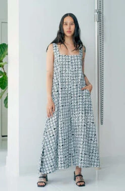 RUJUTA SHETHKori Jumper - Flora On Black & White Checkerboard