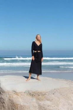 Arraei CollectiveShaia Wrap Top - Black -CYNTHIA ROWLEY Sales Store SHAIA WRAP TOP BLACK 20231006203412