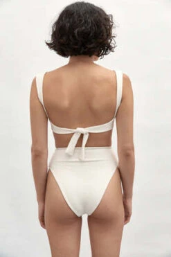 ZiahZIAH 90'S HIGHWAIST BOTTOM - White -CYNTHIA ROWLEY Sales Store ZIAH 90 S HIGHWAIST BOTTOM 20220420014837 4